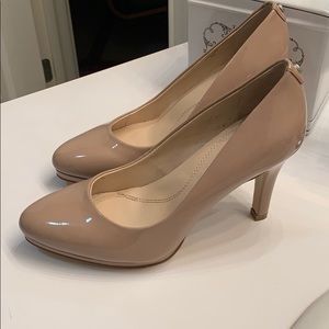 Tahari Gallery Patent Pumps / Heels